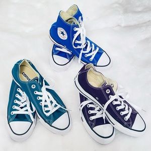 CONVERSE ALL STAR SET OF THREE PAIRS OF SHOES